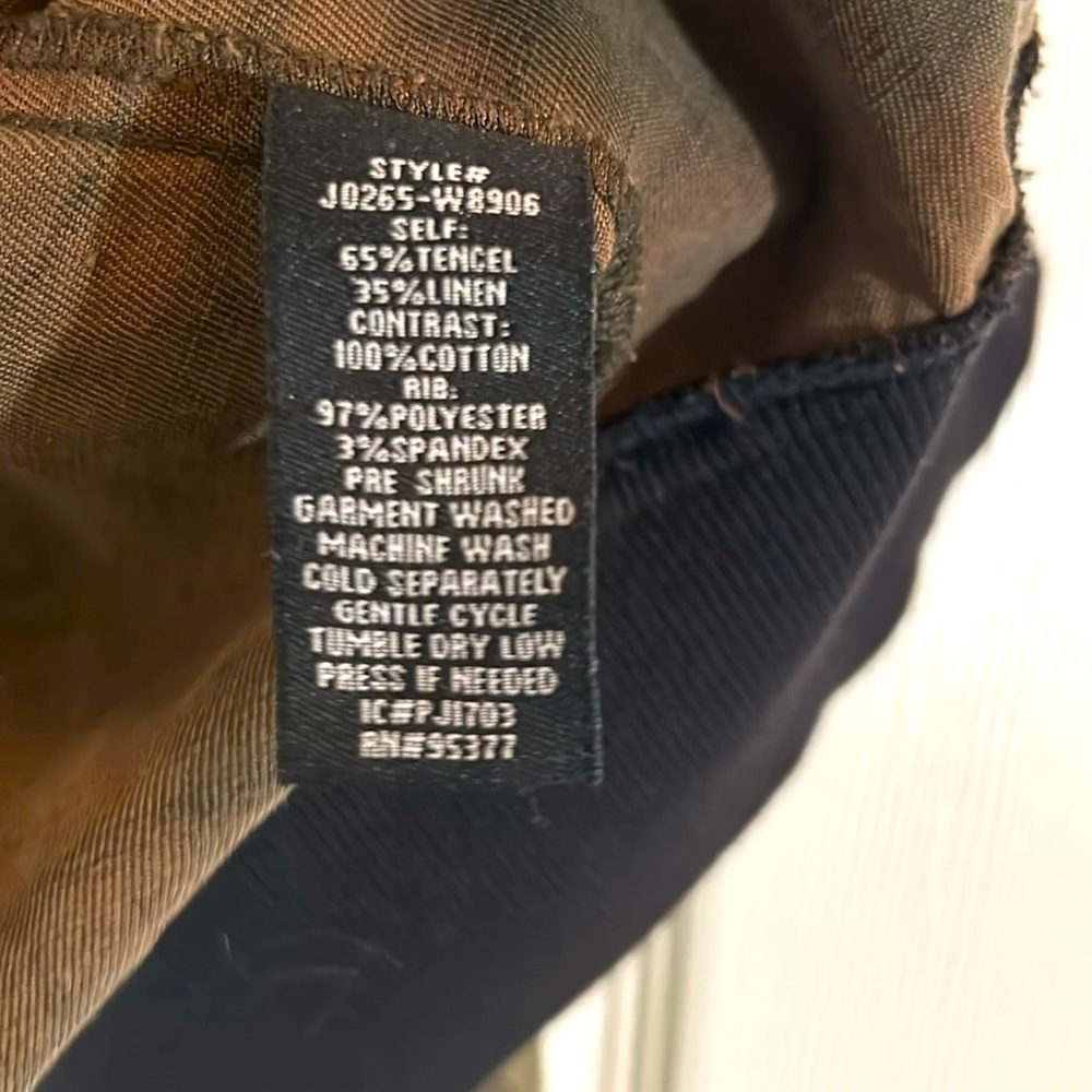 Lightweight jacket - Picture 5 of 5